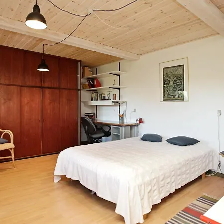 펜션 Two-bedroom Holiday In 1 *